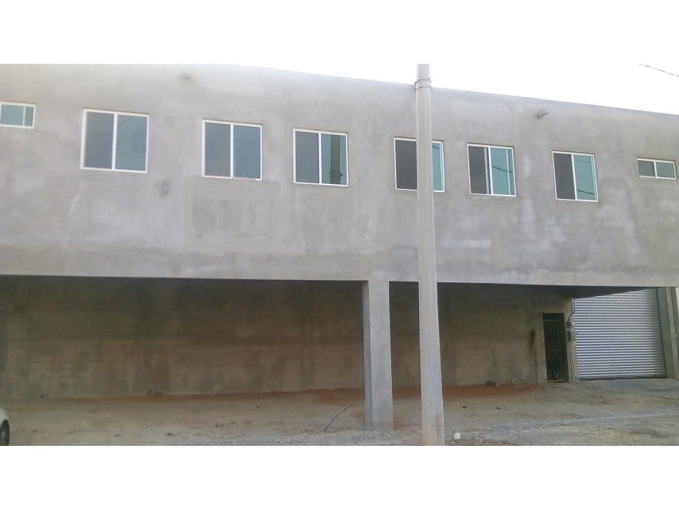 BODEGA INDUSTRIAL — foto 2