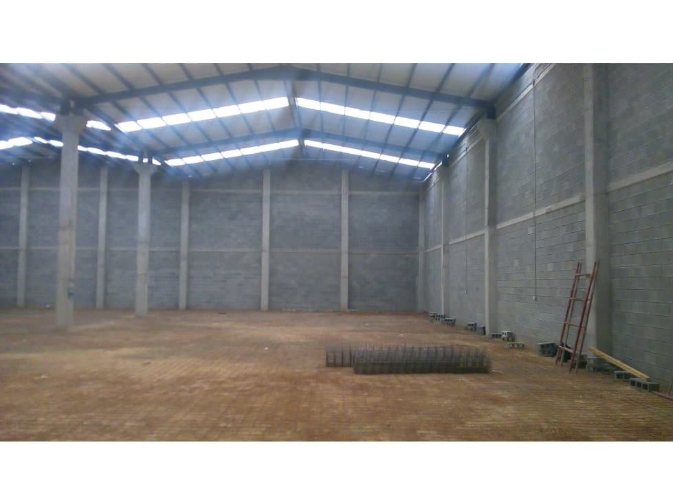 BODEGA INDUSTRIAL — foto 3