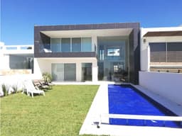 Venta de Casa Sola en Burgos Corinto