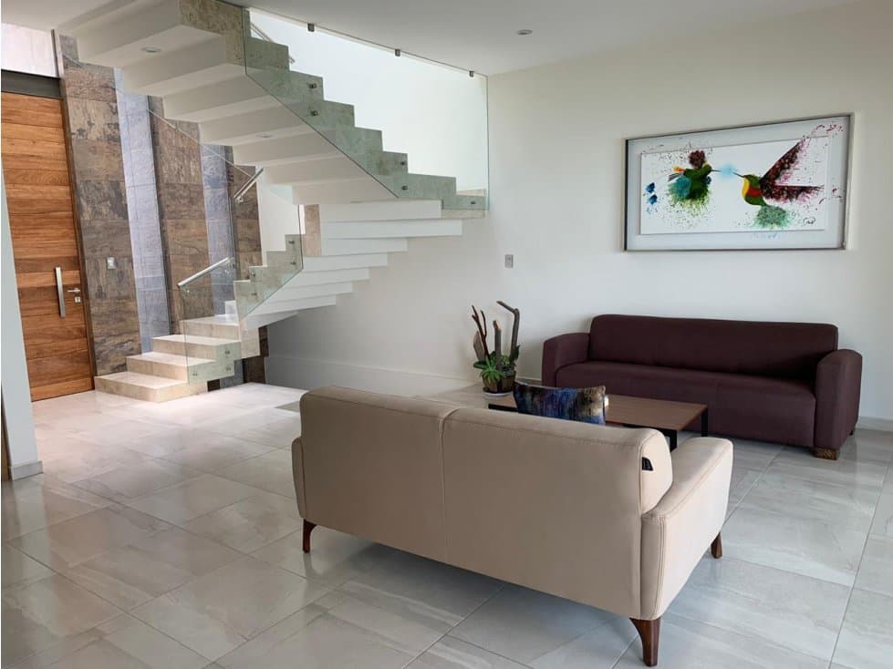 Venta de Casa Sola en Vista Hermosa — foto 2