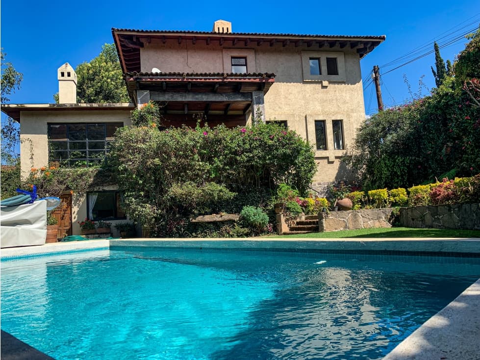 CASA CONTEMPORANEA CON EXCELENTE UBICACION — foto 5