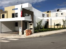 CASA EN VENTA EN TIZAYUCA EN ESQUINA