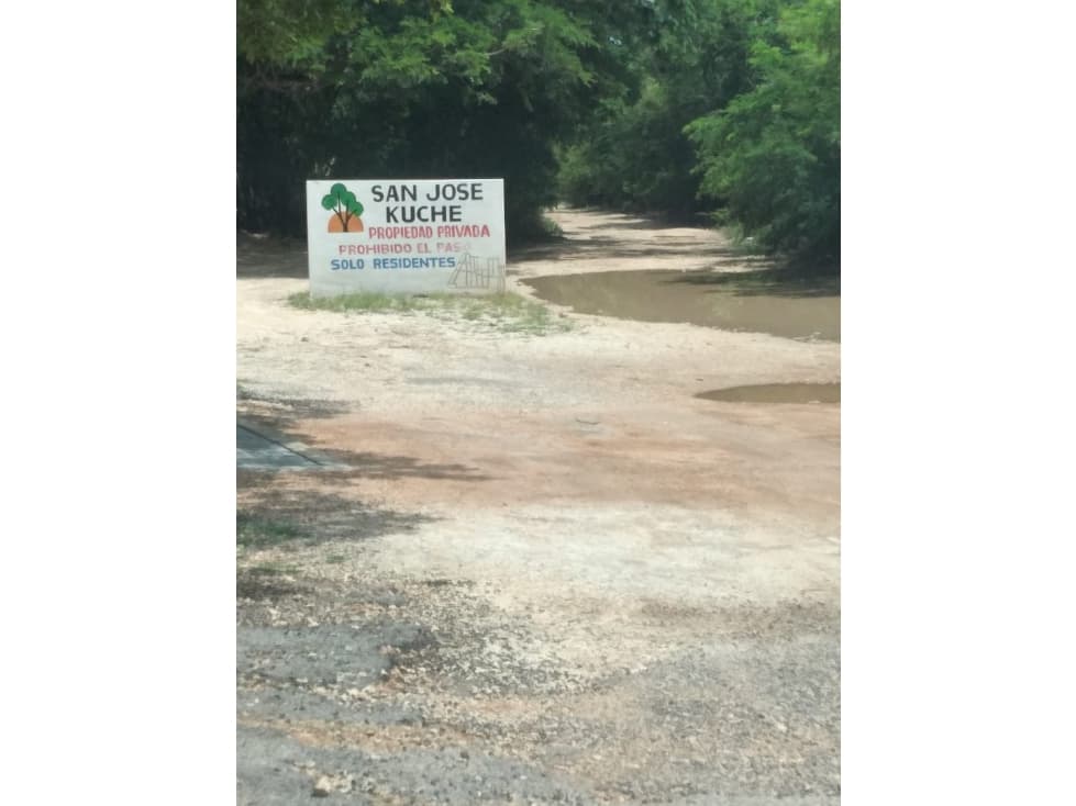 Excelente Terreno Con Servicios en Conkal — foto 1