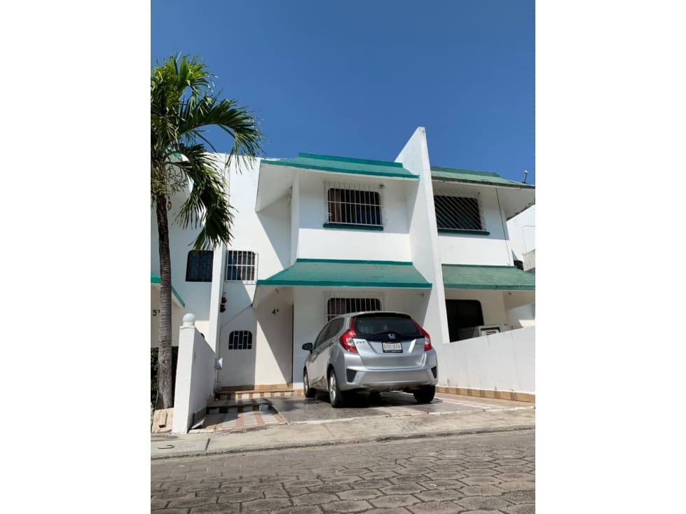VENTA DE CASA EN JOYAS DE MOCAMBO — foto 1