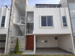 Casa en venta en Fracc. Tlaxcalancingo, Puebla.