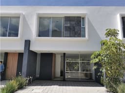 Casa en venta en Villa Auriel, Puebla.