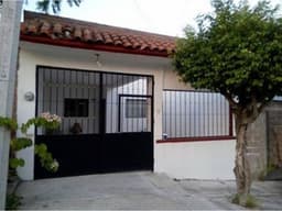 BONITA CASA REMODELADA EN SANTA FÉ PARA VENTA