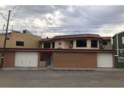 CASA EN VENTA EN OTAY CONSTITUYENTES UBICACION PRIVILEGIADA