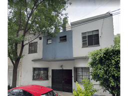 Hermosa casa en Col. Hipódromo
