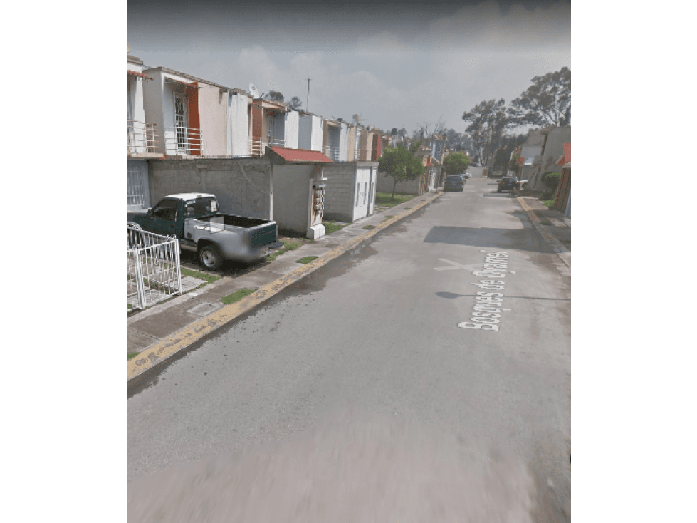 CASA EN VENTA BOSQUES DE TULTEPEC — foto 3