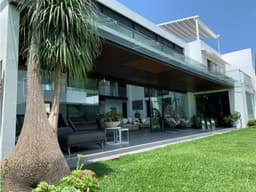 CASA EN VENTA EN ZONA DORADA
