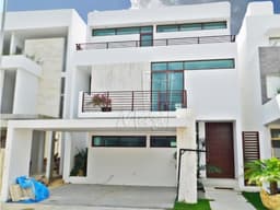 Hermosa casa en Residencial Aqua