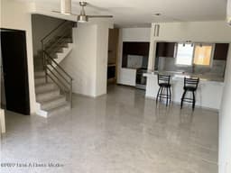 Casa en Renta en Av Miguel Aleman,Ignacio Zaragoza.RU 22-5226