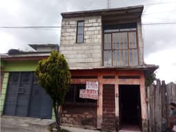 SE VENDE CASA UBICACIÓN CÉNTRICA