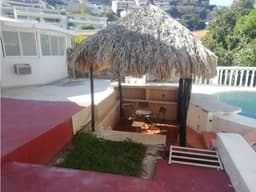 CASA EN VENTA PARA REMODELAR FRACC MARINA BRISAS
