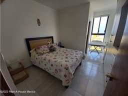 VENTA, casa de segunda mano con sala de TV. Zibatá