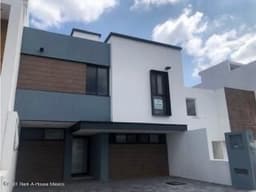 Casa a estrenar, con roof garden. VENTA, en Zibatá