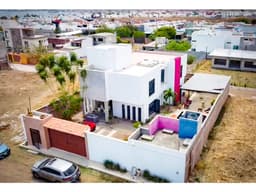 VENTA DE CASA CERCA DE PLAZA ATRIOS CUAUTLA, MORELOS
